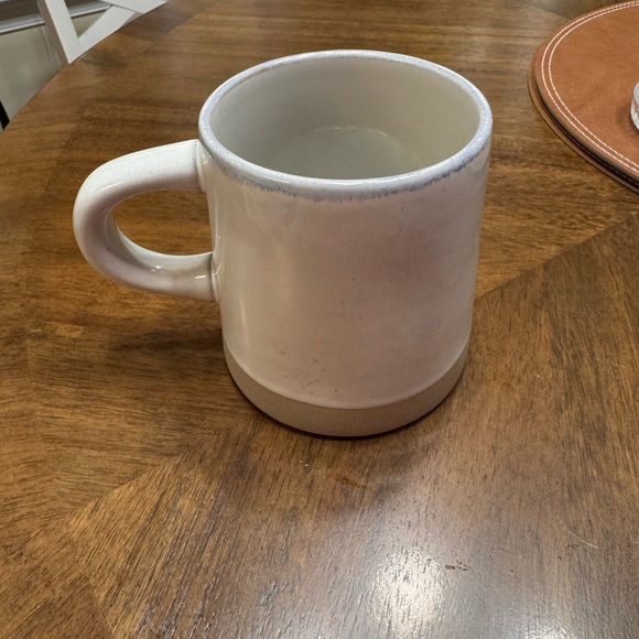 Hearth & Hand Actually, I Can Hearth and Hand mug - Picture 5 of 5